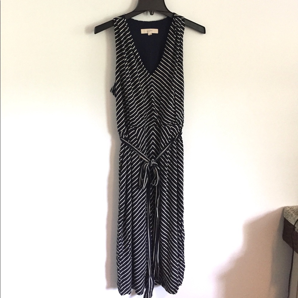 Loft Navy and White Sleeveless Chevron Dress